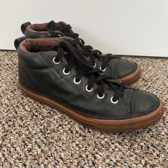 Junior Converse All-Stars Mid Black Leather Size 5.5 - Picture 3 of 8